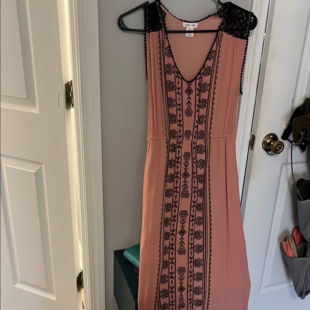 Pink Embellished Maxi Sundress with V-Neck